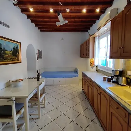 Feriehus Family House By The Seaside Of Karavostasis (Folegandros)