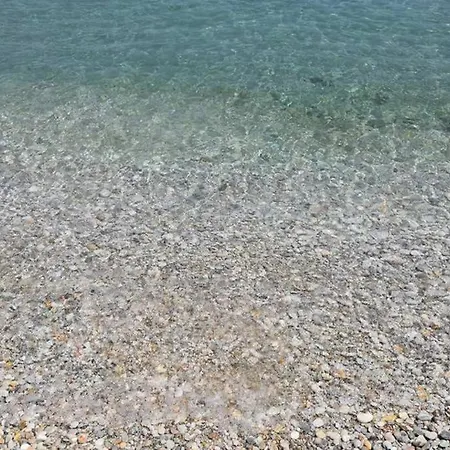 Дом отдыха Family House By The Seaside Of